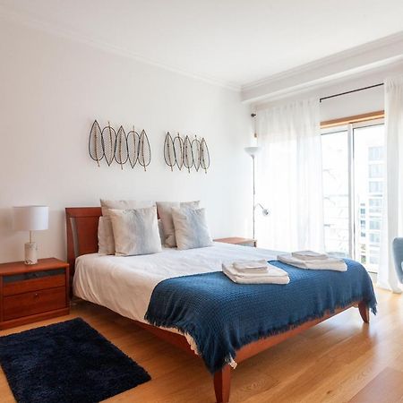 Central Orient Residence - Modern, Spacious And Sunny! By The River! Lisbon Luaran gambar