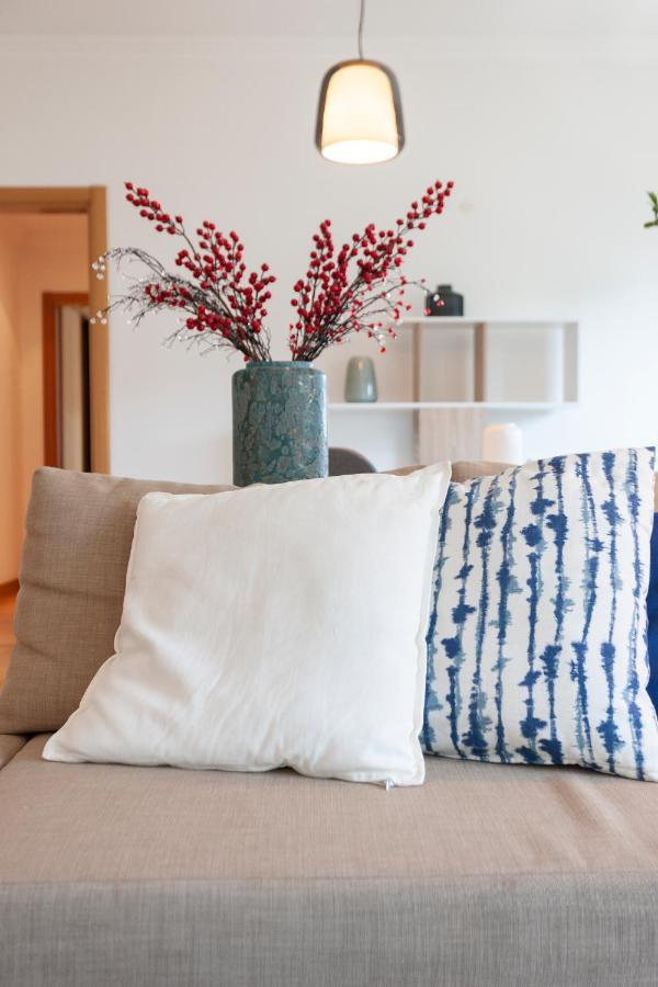 Central Orient Residence - Modern, Spacious And Sunny! By The River! Lisbon Luaran gambar