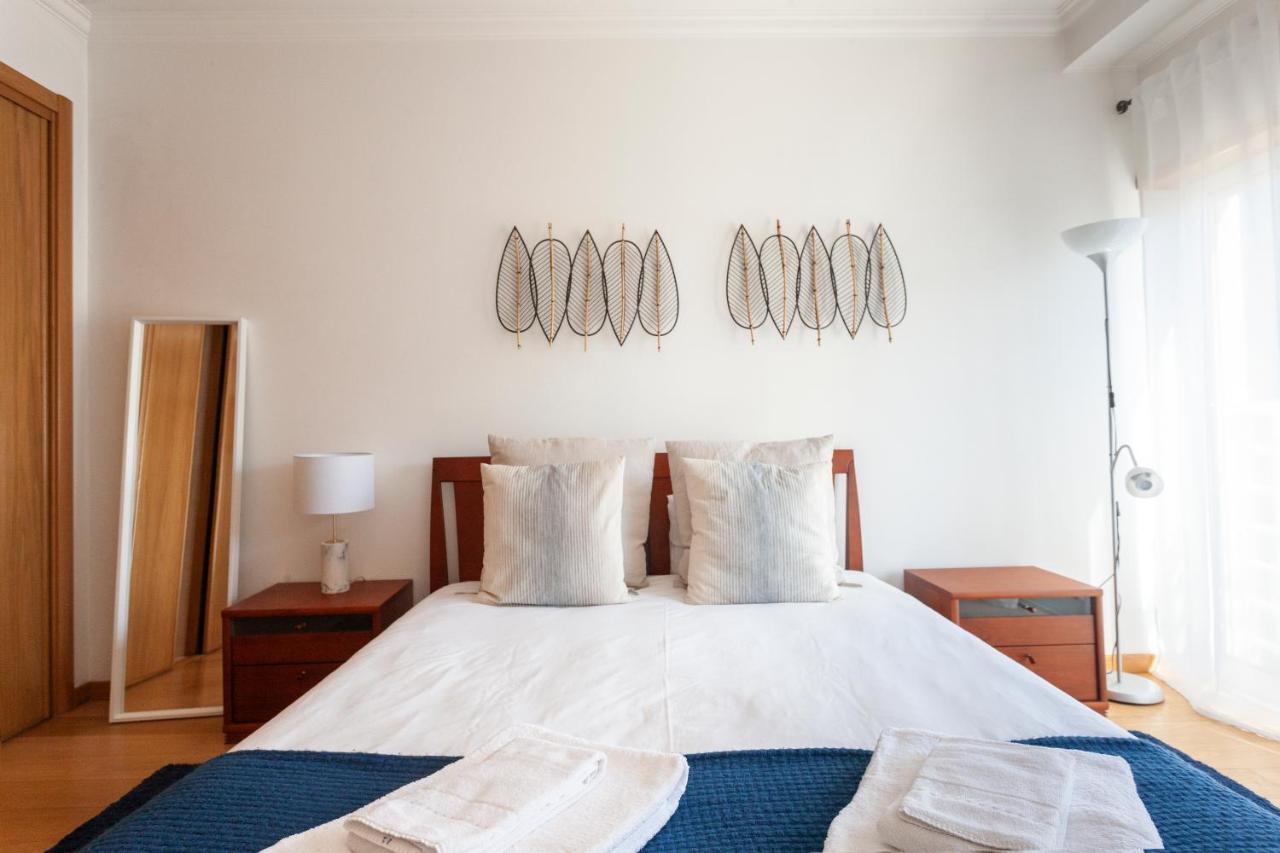 Central Orient Residence - Modern, Spacious And Sunny! By The River! Lisbon Luaran gambar