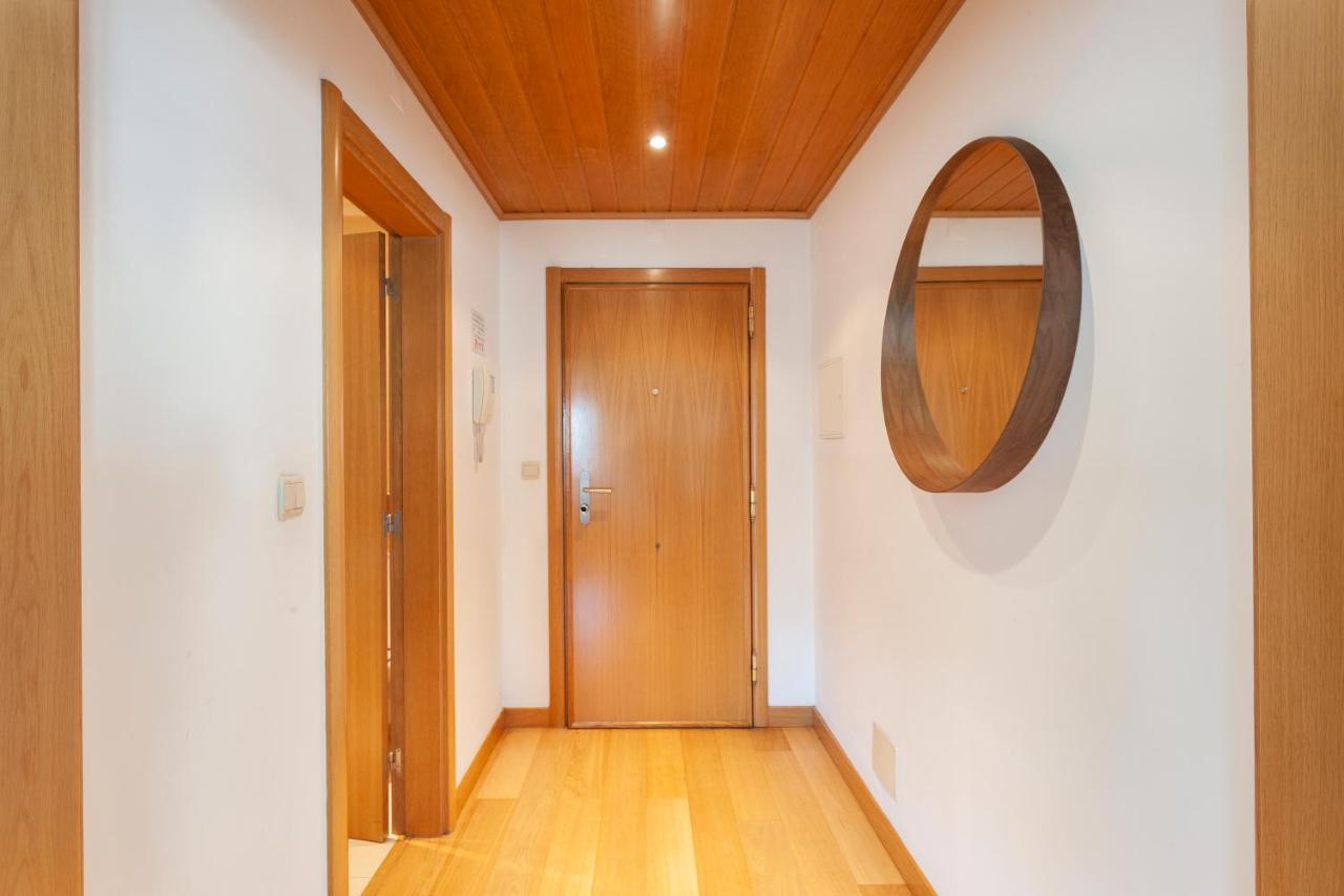 Central Orient Residence - Modern, Spacious And Sunny! By The River! Lisbon Luaran gambar